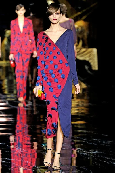 Look 24